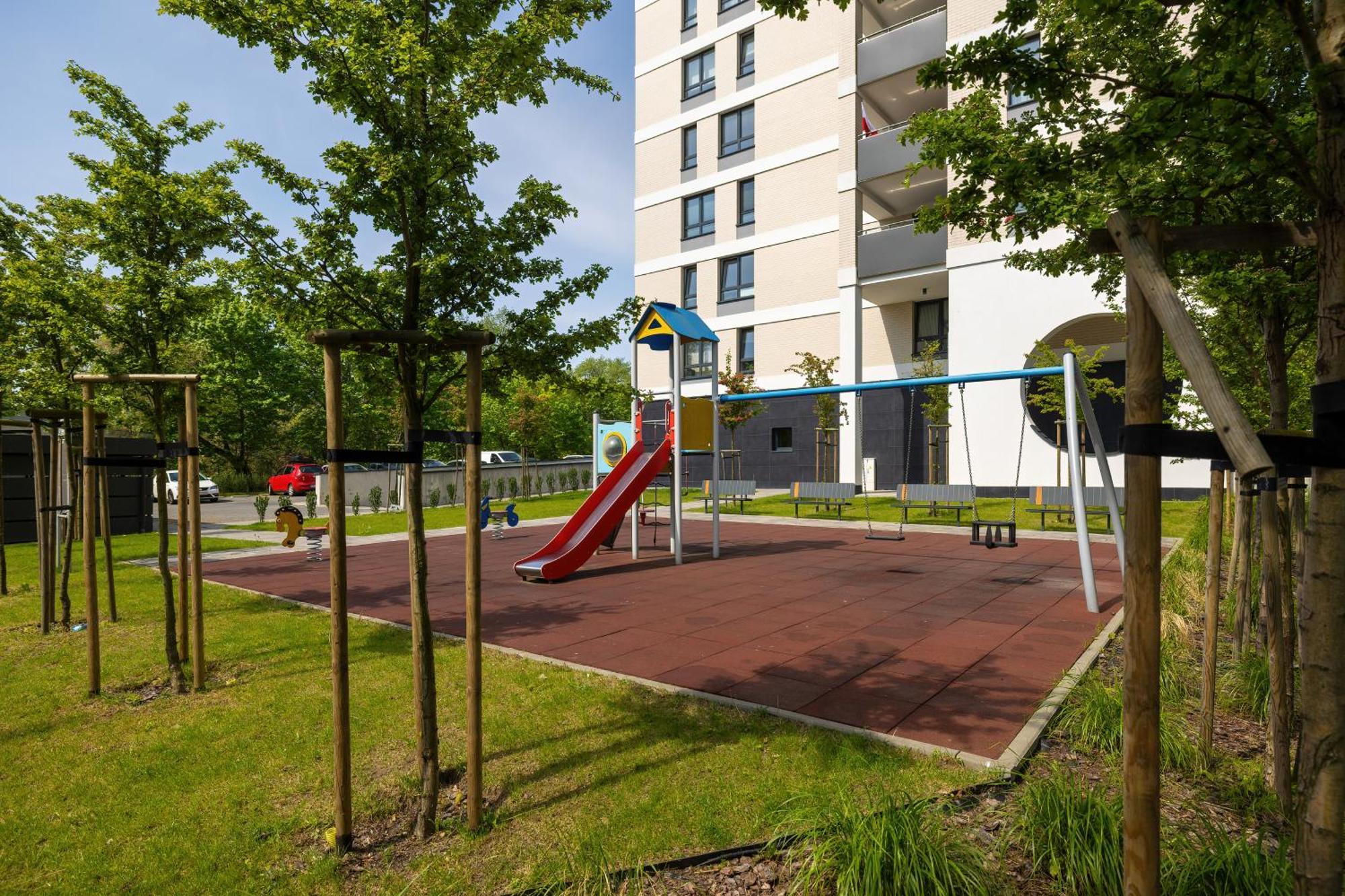 Seaside Apartamenty Platany Kolobrzeg Exterior photo